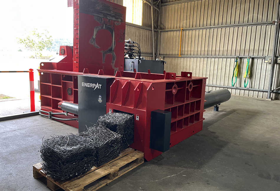 ENERPAT scrap metal balers ENERPAT スクラップ金属ベーラー