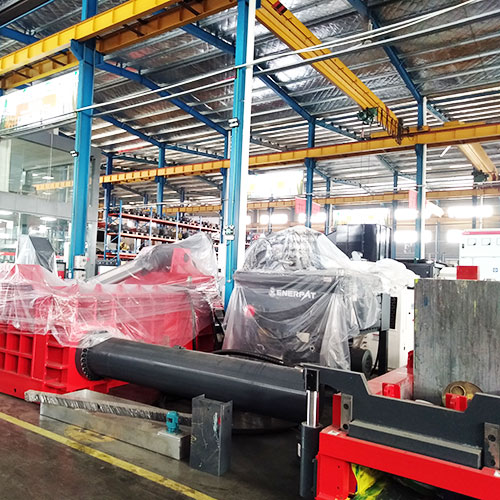 スクラップメタルベーラーのモデルは何ですか?