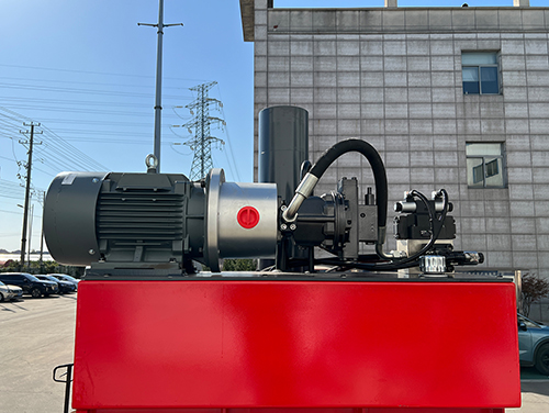 頑丈な油圧システム