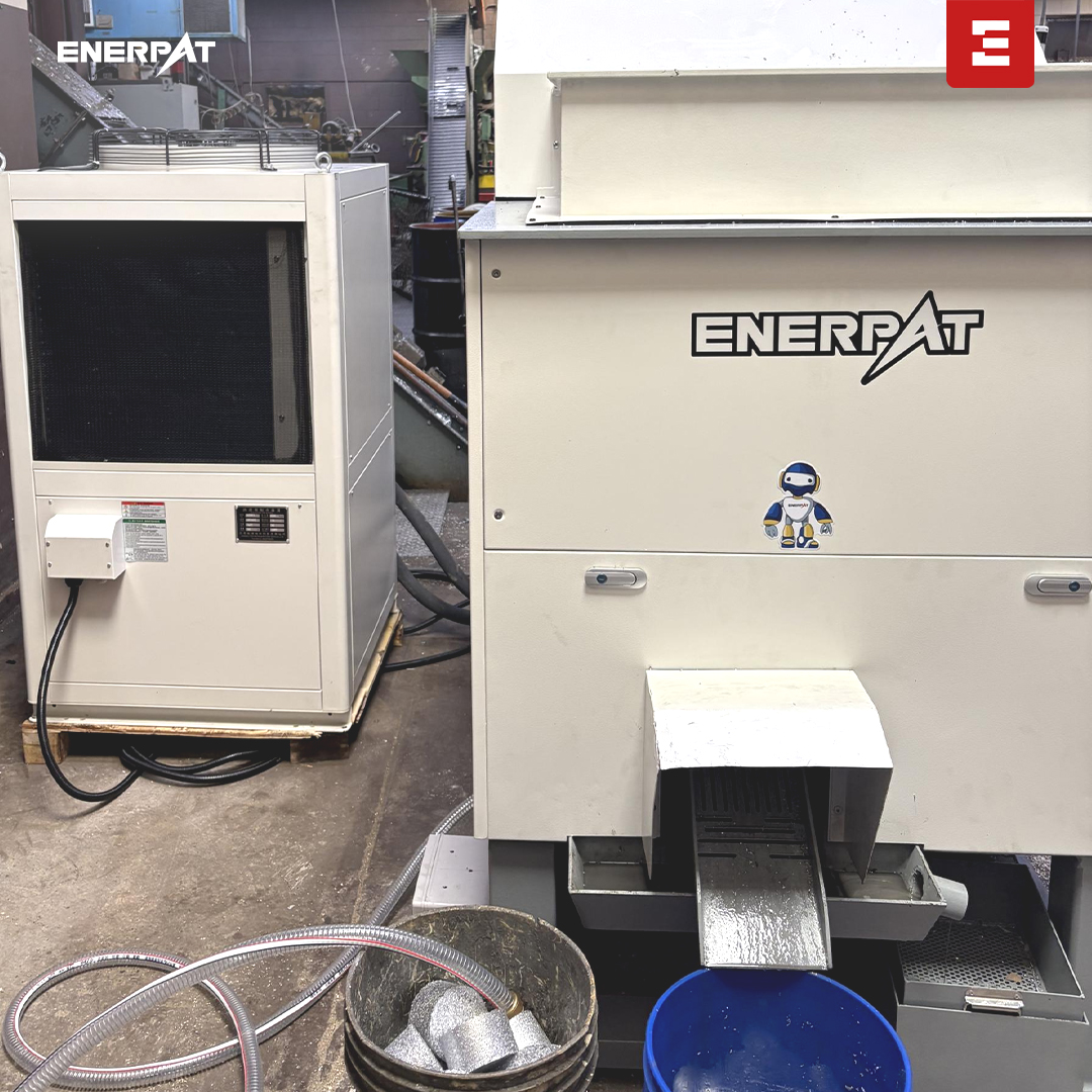 金属切り粉圧縮機