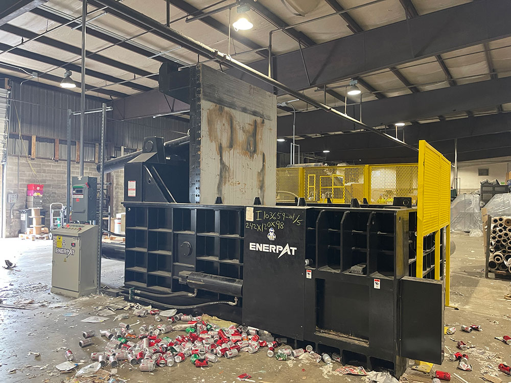 ENERPATスクラップ鉄ベーラー設置