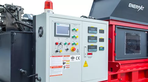 <em><strong>電気系統</strong></em>