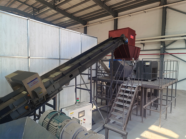 素材: PP 織バッグ