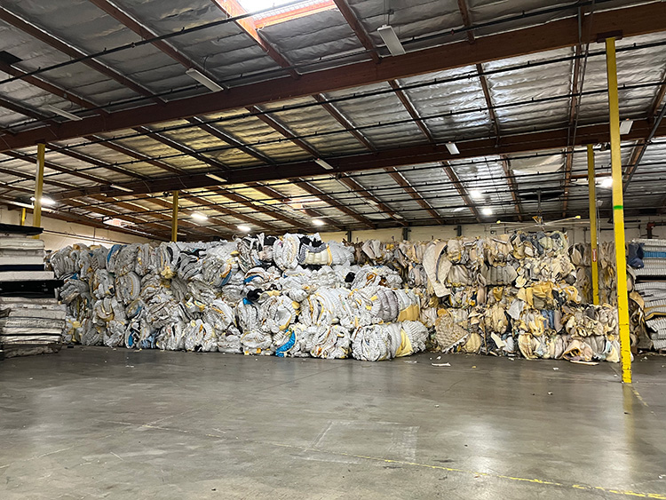 マットレススプリング用メタルベーラーマシン