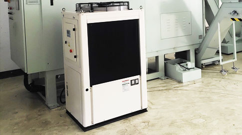 高効率産業用チラー