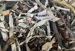 熱的に壊れたアルミニウム。