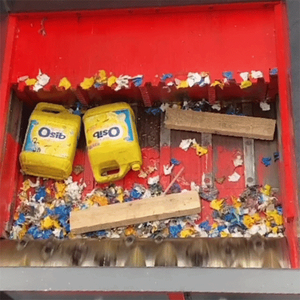 材料の押し込み