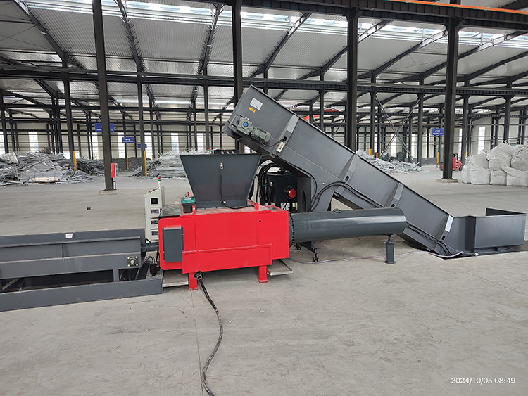 アルミニウムスクラップ用の自動スクラップ金属ベーラー 